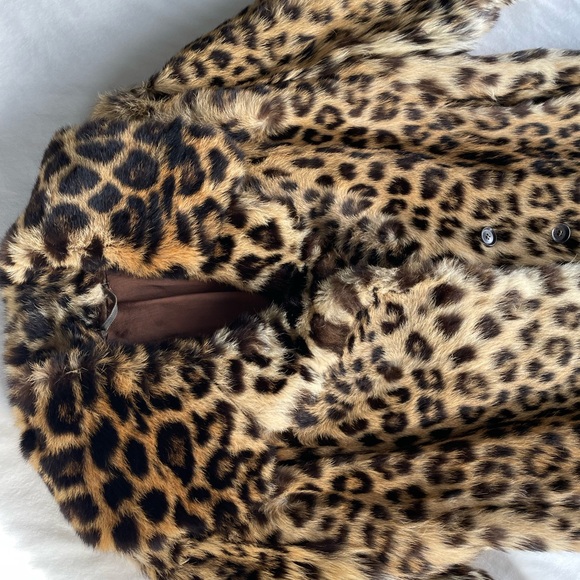Authentic Leopard Print coat with appraisal - Picture 12 of 16